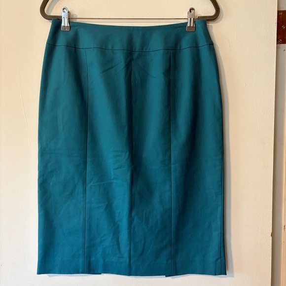 Lafayette 148 New York Dresses & Skirts - Lafayette 148 Skirt women’s Size 10 Blue Knee Length Pencil Career‎